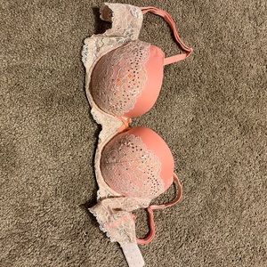 Victoria’s secret bra